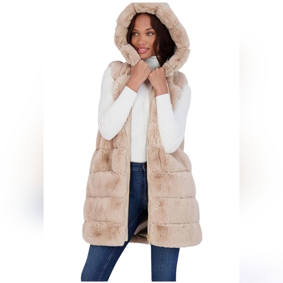 Via Spiga Jackets & Blazers - Via Spiga faux fur tan long vest zip up hooded with pockets dressy size medium